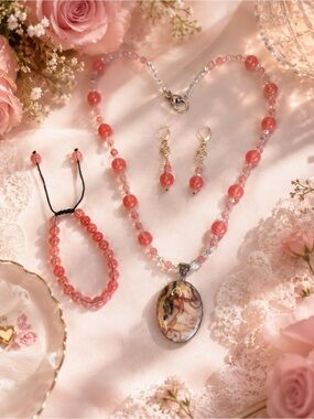 Crazy Lace Agate Pendant, Strawberry Quartz Beaded Necklace, Bracelet & Earrings